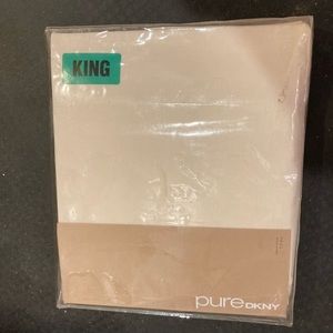 pureDKNY King Fitted Sheet Handkerchief Cotton NIP